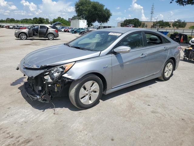 HYUNDAI SONATA HYB 2015 with VIN KMHEC4A46FA122771 - Photo from auction