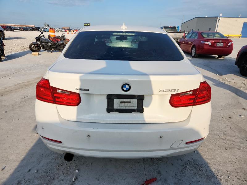 Photo 6 from auction – 2015 BMW 320 I XDRI with VIN WBA3C3G52FNS74722