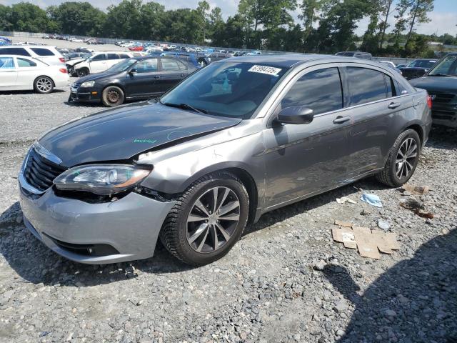 CHRYSLER 200 LIMITE 2013 with VIN 1C3CCBCG3DN618385 - Photo from auction
