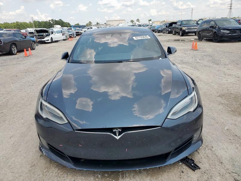 Photo 5 from auction – 2016 TESLA MODEL S with VIN 5YJSA1E27GF173001