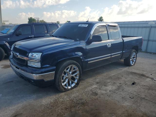 CHEVROLET SILVERADO C1500 2004 with VIN 2GCEC19TX41383049 - Photo from auction