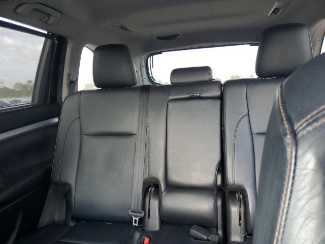 Photo 10 from auction – 2017 TOYOTA HIGHLANDER with VIN 5TDJZRFH8HS364803