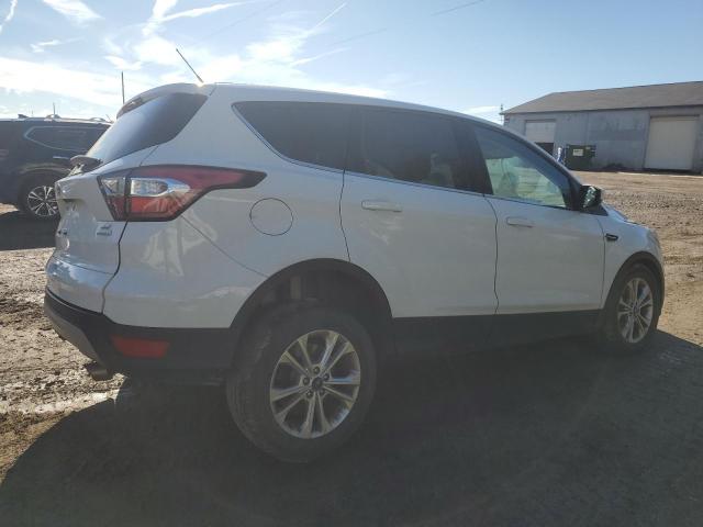 Photo 3 from auction – 2017 FORD ESCAPE SE with VIN 1FMCU0GD0HUE70863