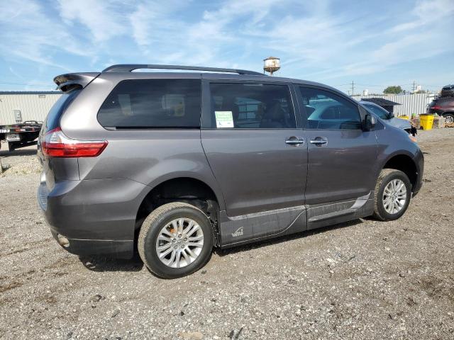 Photo 3 from auction – 2015 TOYOTA SIENNA XLE with VIN 5TDYK3DC2FS672344
