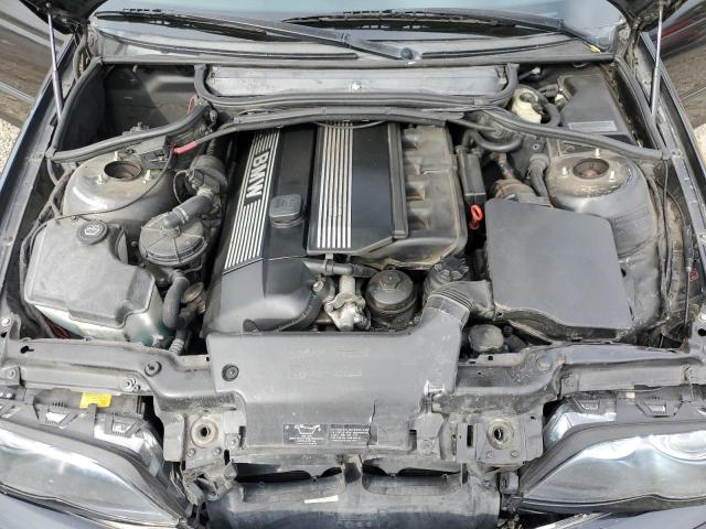 Photo 11 from auction – 2003 BMW 330 I with VIN WBAEV53483KM03748