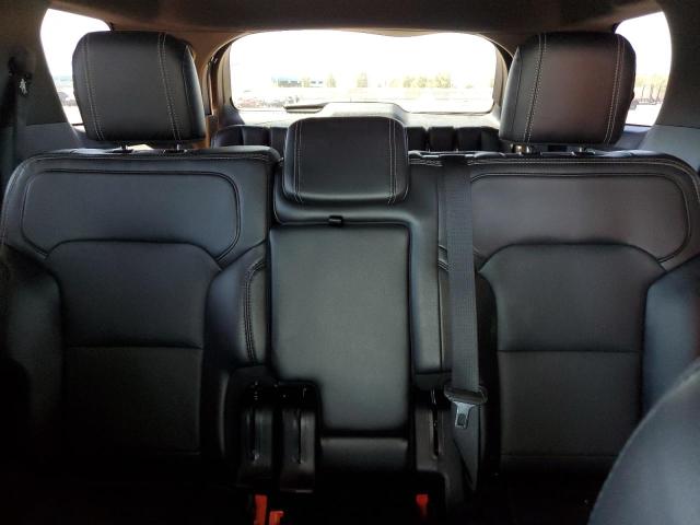 Photo 10 from auction – 2017 FORD EXPLORER L with VIN 1FM5K8F83HGD04613