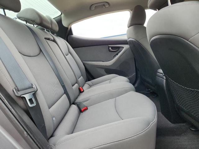 Photo 10 from auction – 2012 HYUNDAI ELANTRA GL with VIN 5NPDH4AE9CH065318