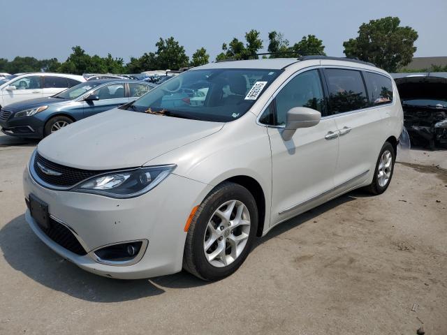 CHRYSLER PACIFICA TOURING L 2017 with VIN 2C4RC1BG9HR579313 - Photo from auction