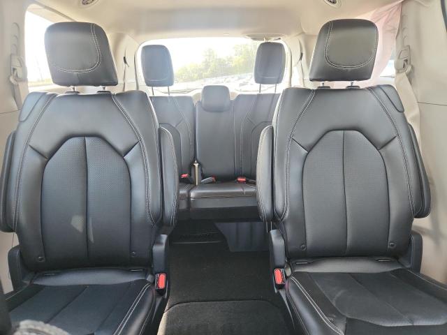 Photo 10 from auction – 2024 CHRYSLER PACIFICA TOURING L with VIN 2C4RC1BG2RR164030