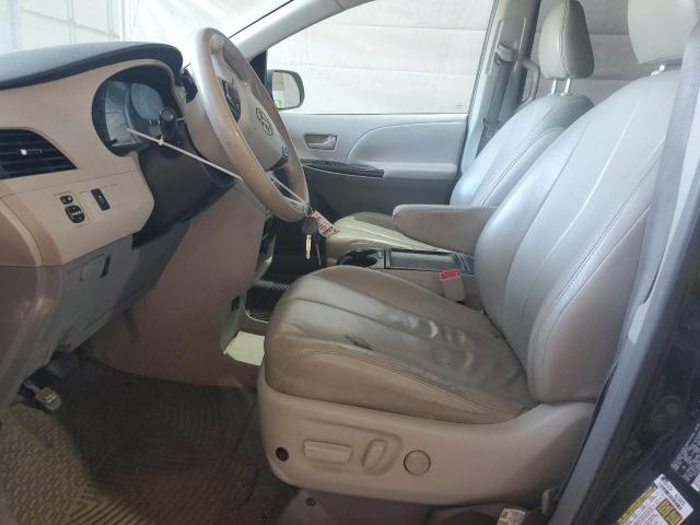 Photo 7 from auction – 2011 TOYOTA SIENNA LE with VIN 5TDJK3DC0BS012377
