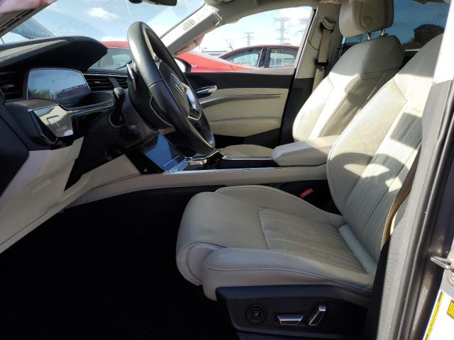 Photo 7 from auction – 2019 AUDI E-TRON PRE with VIN WA1VABGE0KB011842