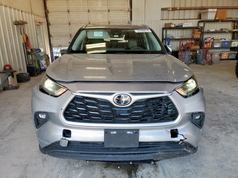 Photo 5 from auction – 2023 TOYOTA HIGHLANDER with VIN 5TDKDRAHXPS014968