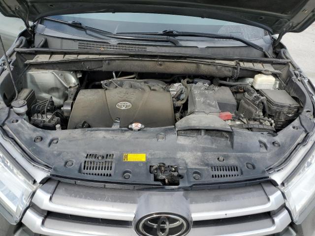 Foto 12 de la subasta – 2018 TOYOTA HIGHLANDER con VIN 5TDJZRFH4JS804778
