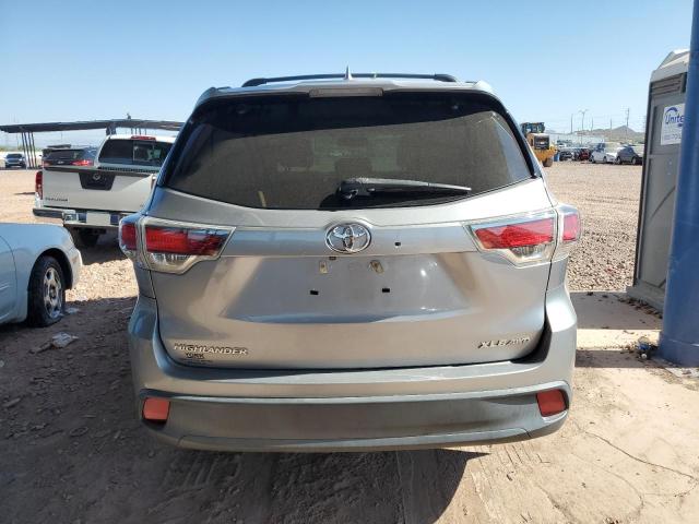 Photo 6 from auction – 2016 TOYOTA HIGHLANDER with VIN 5TDJKRFH7GS348398