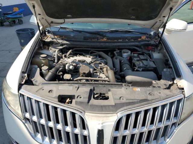 Photo 11 from auction – 2012 LINCOLN MKT with VIN 2LMHJ5AT9CBL53684