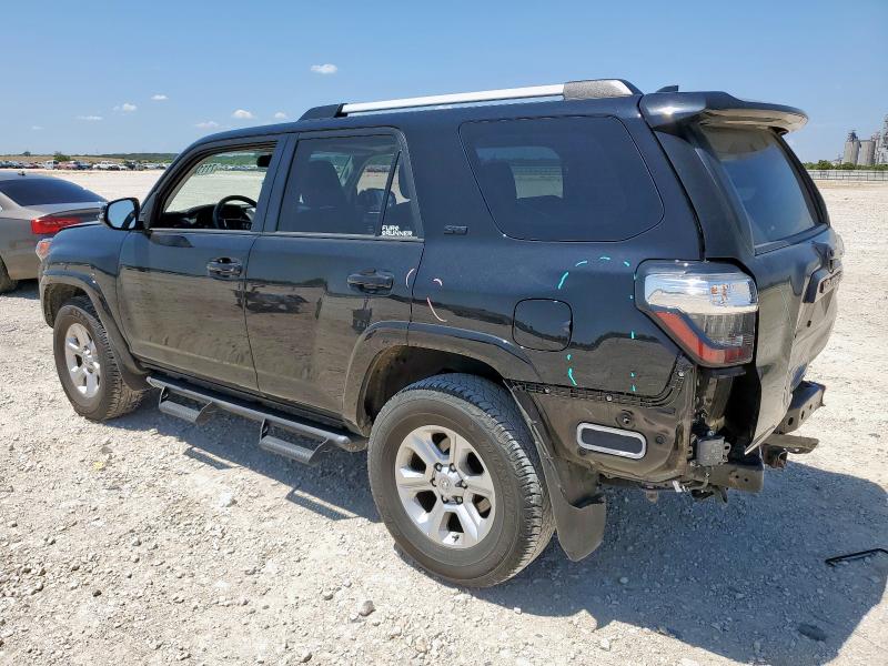 Photo 2 from auction – 2022 TOYOTA 4RUNNER SR with VIN JTENU5JRXN5979407