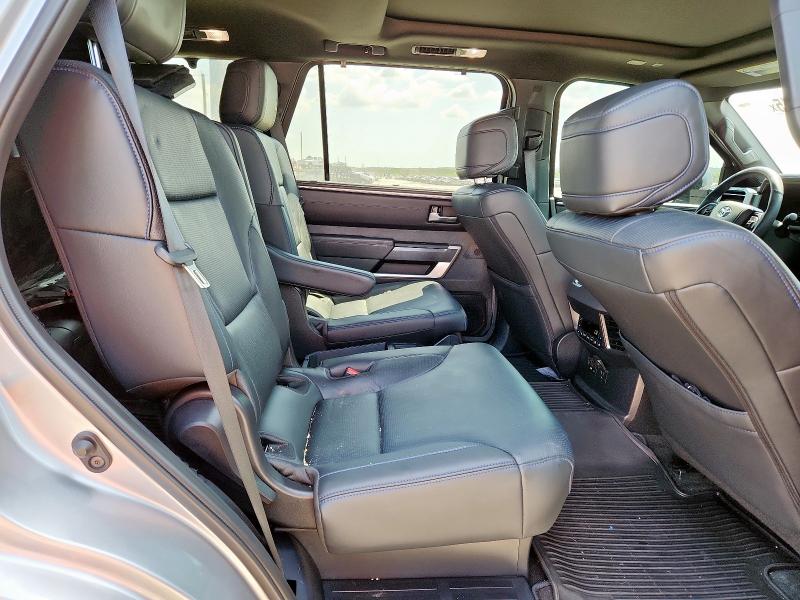 Photo 11 from auction – 2025 TOYOTA SEQUOIA SR with VIN 7SVAAABA1SX056784
