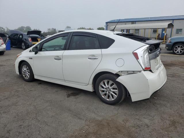Photo 2 from auction – 2014 TOYOTA PRIUS PLUG-IN with VIN JTDKN3DP0E3057906