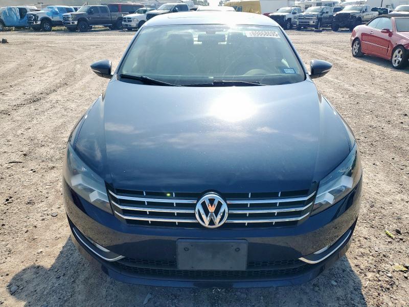 Photo 5 from auction – 2012 VOLKSWAGEN PASSAT SEL with VIN 1VWCN7A37CC043458