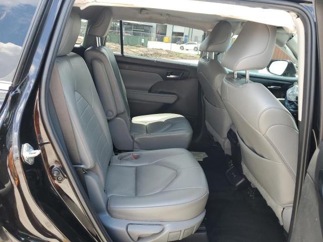 Photo 11 from auction – 2022 TOYOTA HIGHLANDER with VIN 5TDGZRAH2NS134512