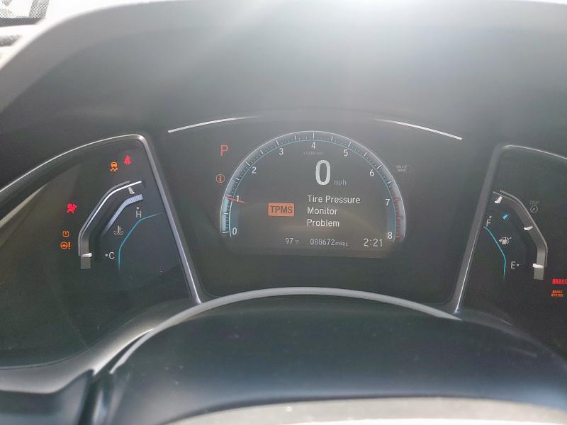 Photo 9 from auction – 2018 HONDA CIVIC EX with VIN 2HGFC2F76JH522423