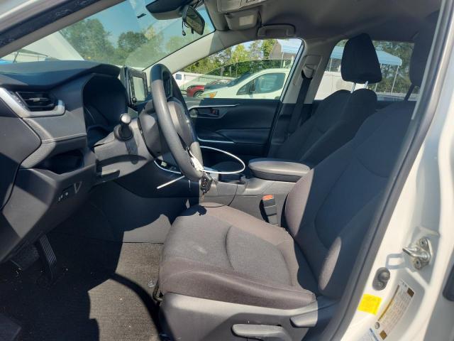 Photo 7 from auction – 2020 TOYOTA RAV4 LE with VIN JTMG1RFV2LD063195