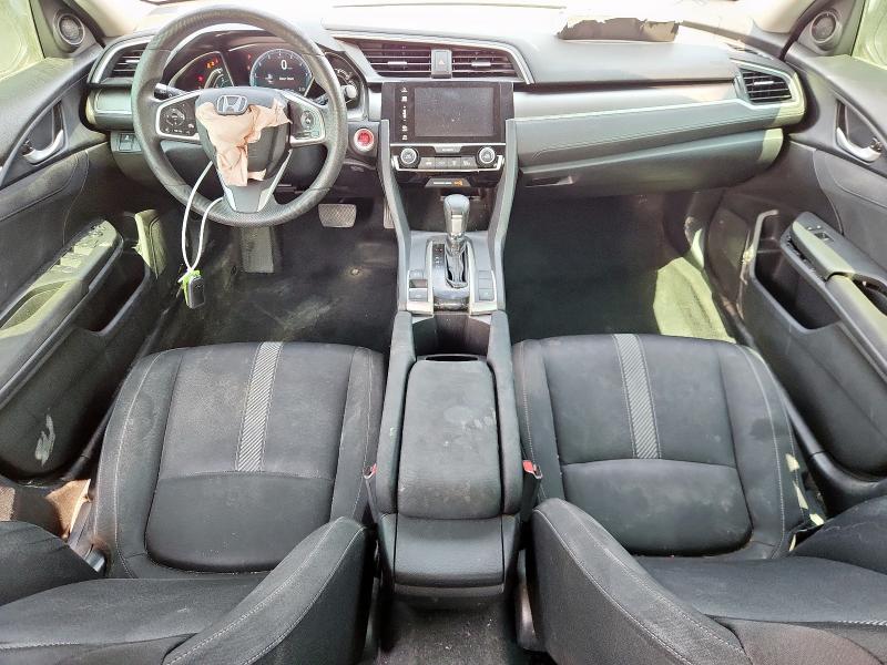 Photo 8 from auction – 2018 HONDA CIVIC EX with VIN 19XFC2F77JE025200