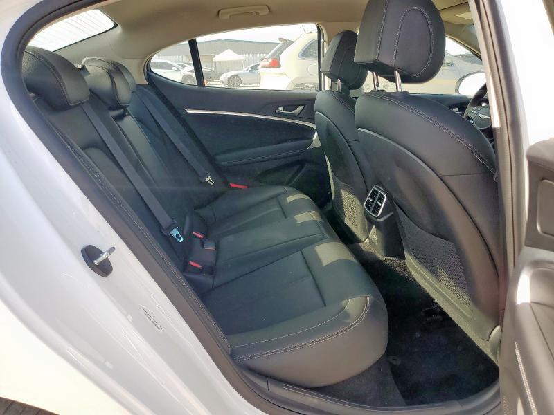Photo 10 from auction – 2025 GENESIS G70 BASE with VIN KMTG34SC0SU150613