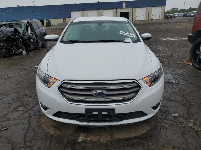 Photo 5 from auction – 2018 FORD TAURUS SEL with VIN 1FAHP2E88JG114254