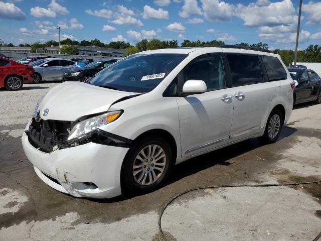 TOYOTA SIENNA XLE 2017 with VIN 5TDYZ3DC0HS815371 - Photo from auction