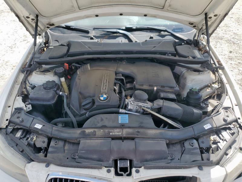Photo 12 from auction – 2011 BMW 335 I with VIN WBAPM5G55BNN00272