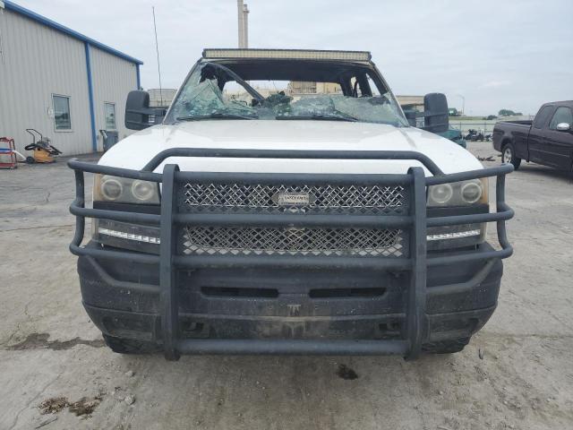 Photo 5 from auction – 2004 CHEVROLET SILVERADO K1500 with VIN 2GCEK13T441401170