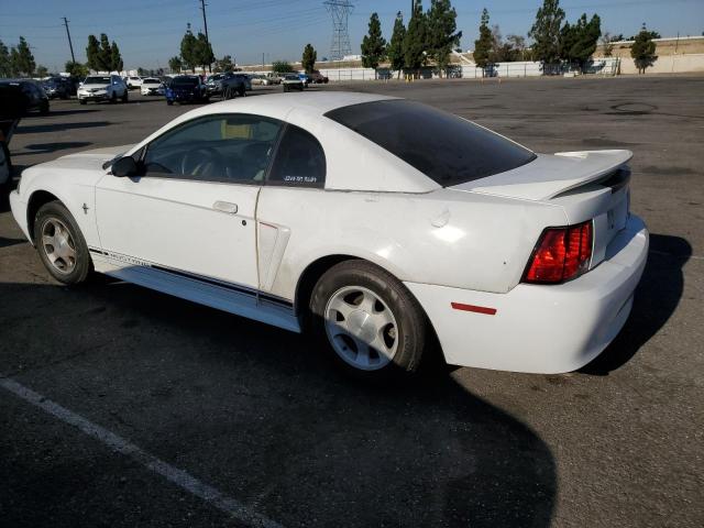 Photo 2 from auction – 2000 FORD MUSTANG with VIN 1FAFP4047YF186151