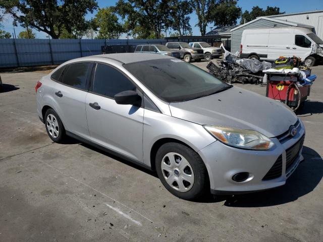 Photo 4 from auction – 2013 FORD FOCUS S with VIN 1FADP3E27DL201297