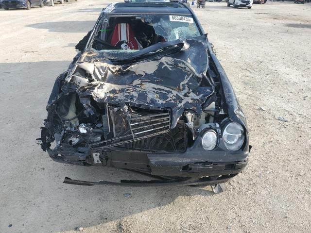 Photo 5 from auction – 2002 MERCEDES-BENZ E 320 with VIN WDBJF65J02B490324