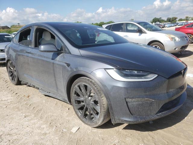 Photo 4 from auction – 2022 TESLA MODEL X with VIN 7SAXCBE61NF343488