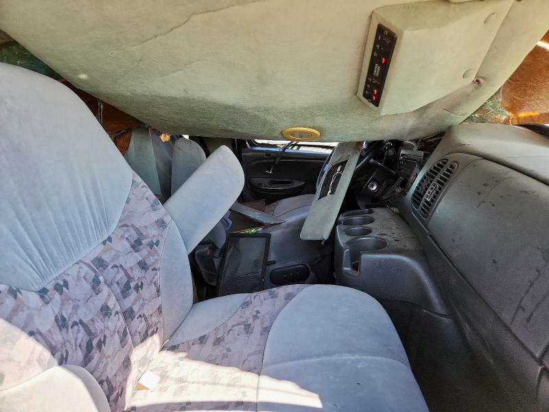 Photo 7 from auction – 2001 DODGE RAM VAN with VIN 2B6HB11Y51K557627