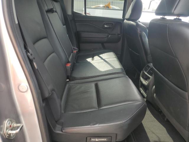 Photo 10 from auction – 2019 HONDA RIDGELINE with VIN 5FPYK3F65KB014966