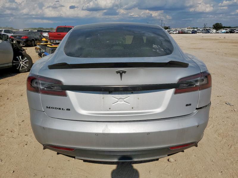 Photo 6 from auction – 2014 TESLA MODEL S with VIN 5YJSA1H15EFP38605