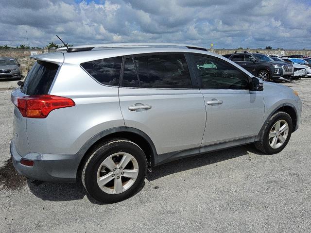 Photo 3 from auction – 2014 TOYOTA RAV4 XLE with VIN 2T3WFREVXEW122272
