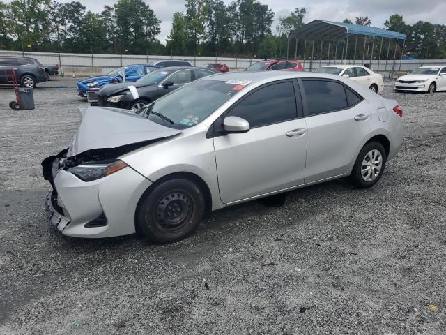 TOYOTA COROLLA L 2018 with VIN 5YFBURHE4JP833082 - Photo from auction