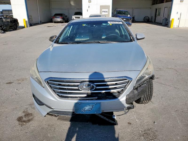 Photo 5 from auction – 2017 HYUNDAI SONATA SE with VIN 5NPE24AF1HH466786