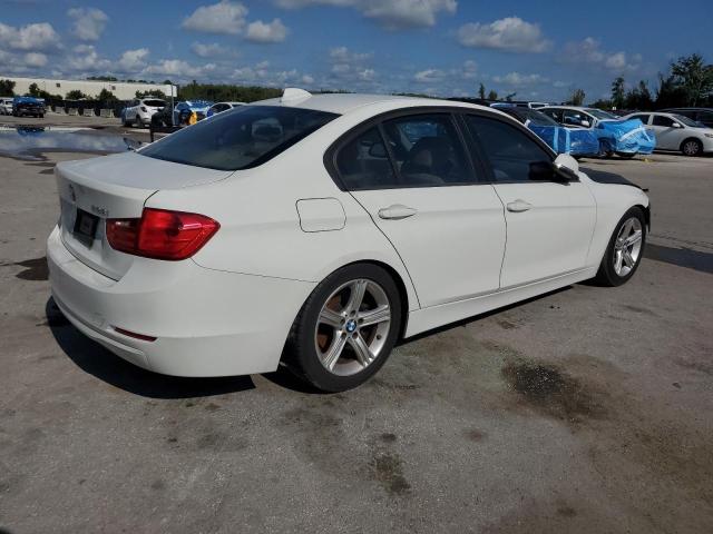 Photo 3 from auction – 2012 BMW 320I with VIN WBA3A5G56CNP15684