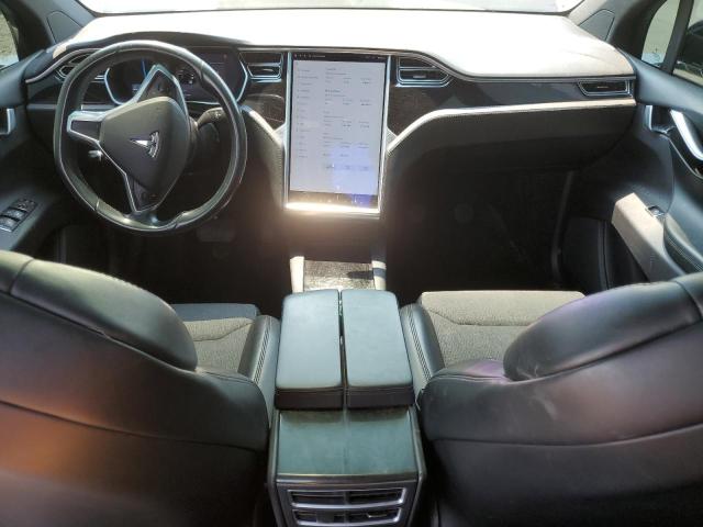 Photo 8 from auction – 2017 TESLA MODEL X with VIN 5YJXCDE24HF076826