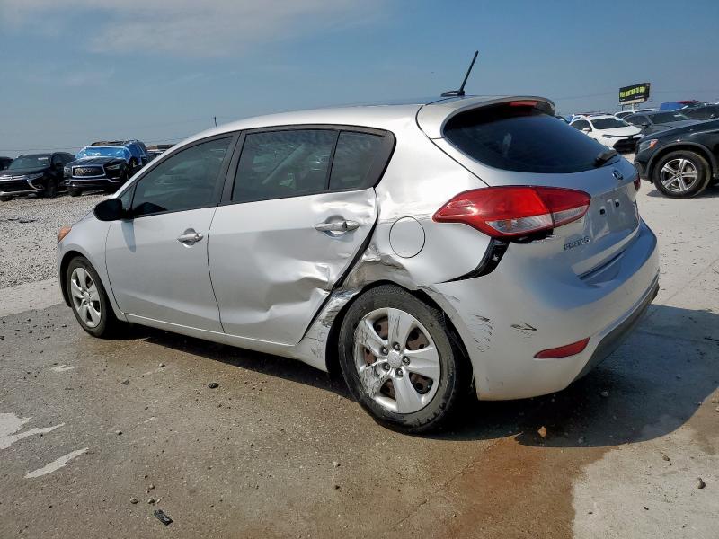 Photo 2 from auction – 2016 KIA FORTE LX with VIN KNAFK5A85G5586923