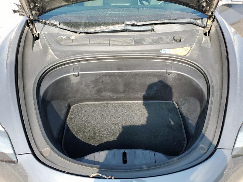 Photo 11 from auction – 2018 TESLA MODEL 3 with VIN 5YJ3E1EA0JF007782