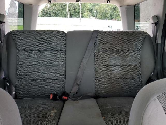 Photo 10 from auction – 2005 FORD ESCAPE XLT with VIN 1FMYU93145KA30657
