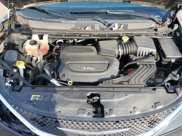 Photo 12 from auction – 2017 CHRYSLER PACIFICA L with VIN 2C4RC1CGXHR608574