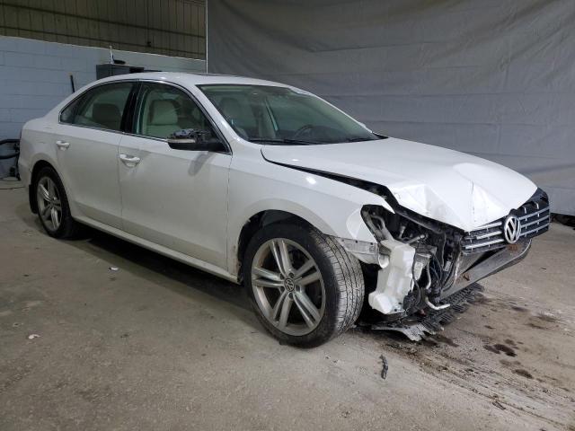 Photo 4 from auction – 2015 VOLKSWAGEN PASSAT SE with VIN 1VWBV7A37FC073477