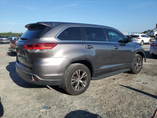 Photo 3 from auction – 2019 TOYOTA HIGHLANDER with VIN 5TDZARFH4KS048106